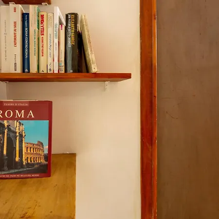 San Lorenzo Flat Apartament Rzym